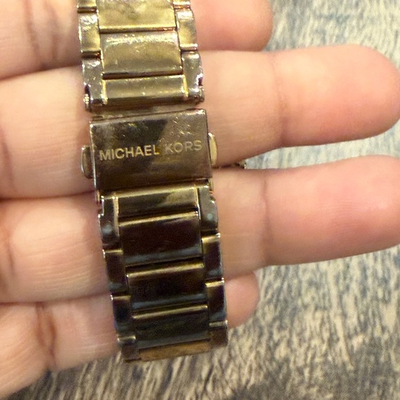 Michael Kors Gold Chronograph Watch with Crystal Embellishments - Picture 10 of 10